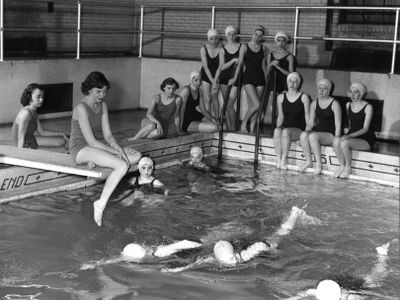 Womens Swimming Class